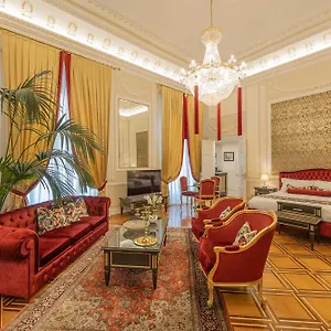 4* Affittacamere Palazzo Monga Boutique